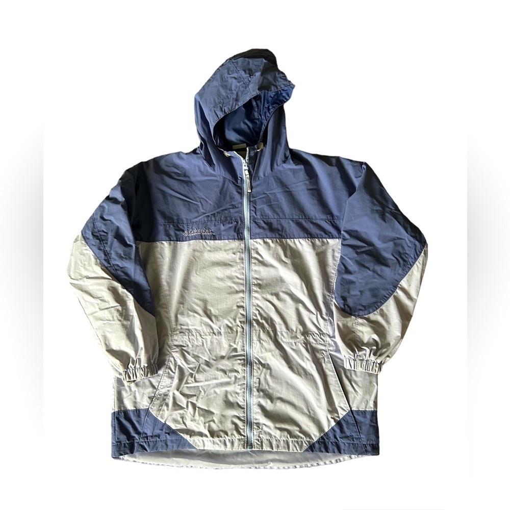 5/$25 Columbia Women’s Sportswear lightweight two tone blue jacket size Large